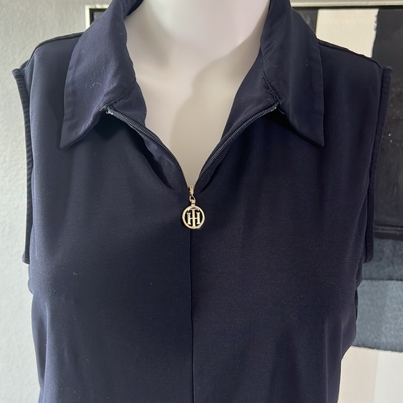 Ladies Tommy Hillfinger Medium Top - Picture 2 of 5
